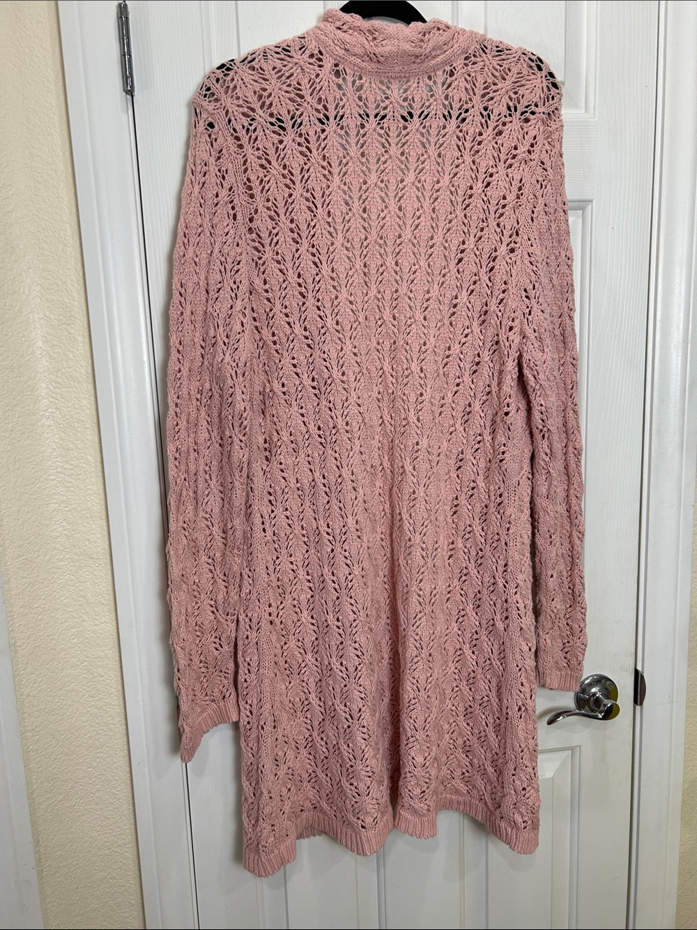 Leo & Nicole Dusty Pink Open-Front Lace Knit Cotton Blend Cardigan - Picture 8 of 10